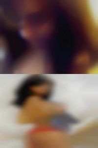 Naked singles near women me.